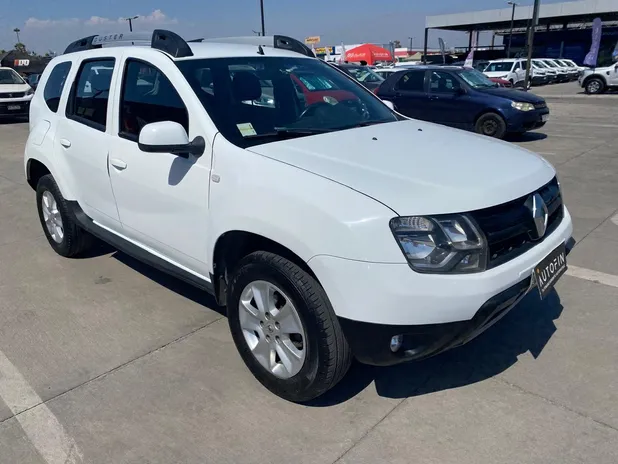 RENAULT DUSTER 2017     - Transmisión Manual     - Color BLANCO