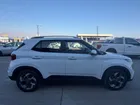 HYUNDAI VENUE 2022     - Transmisión Automático     - Color BLANCO