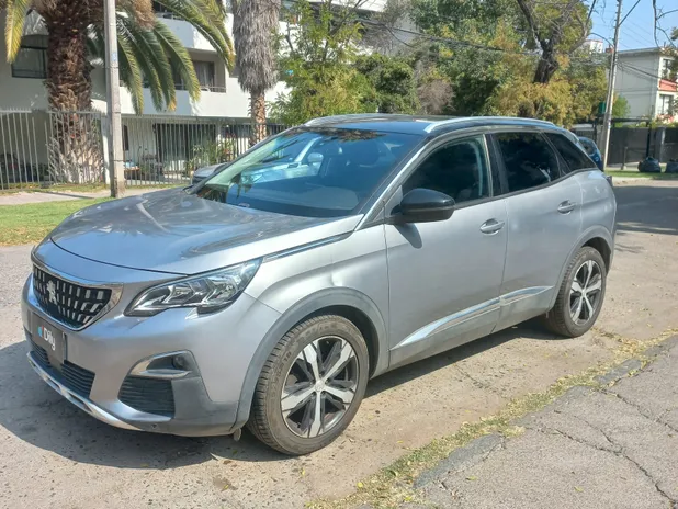 PEUGEOT 3008 2019 - Transmisión Automático - Color GRIS