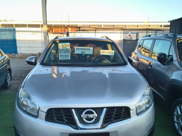 NISSAN QASHQAI 2011     - Transmisión Automático     - Color GRIS
