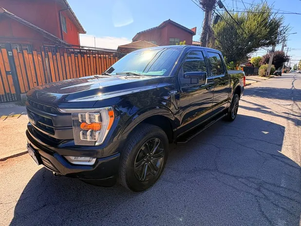 FORD F150 2022 - Transmisión Automático - Color negro