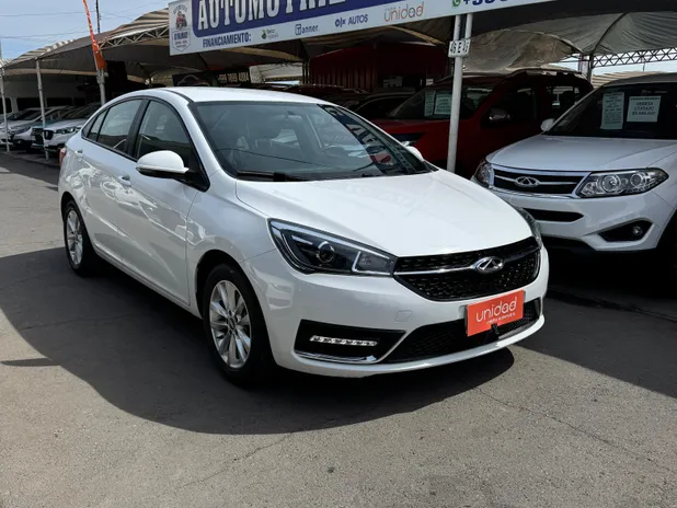 CHERY ARRIZO 5 2022 - Transmisión Manual - Color BLANCO