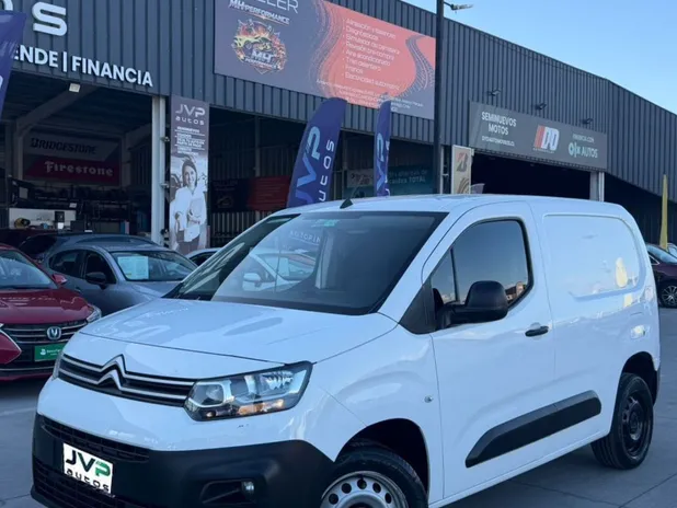 CITROEN BERLINGO 2021 - Transmisión Manual - Color Blanco