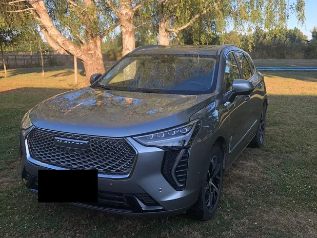 HAVAL JOLION 2023     - Transmisión Automático     - Color GRIS METALICO