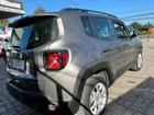 JEEP RENEGADE 2022     - Transmisión Manual     - Color GRIS