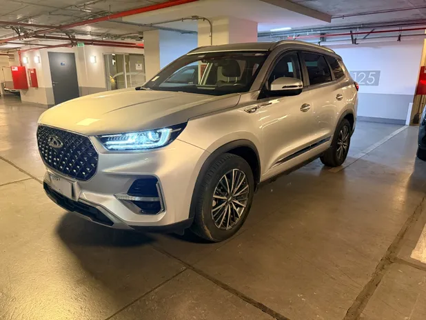 Chery Tiggo 8 Pro 2022     - Transmisión Automático     - Color silver