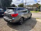 NISSAN PATHFINDER 2018 - Transmisión Automático - Color Gris