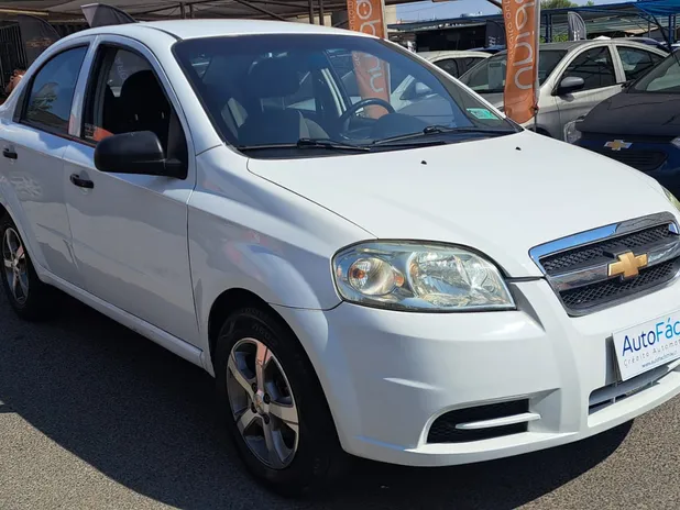 CHEVROLET SAIL 2014     - Transmisión Manual     - Color BLANCO