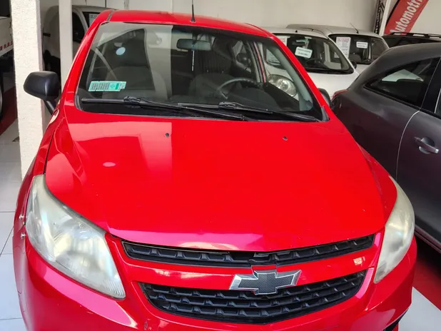 CHEVROLET SAIL 2015 - Transmisión Manual - Color Rojo