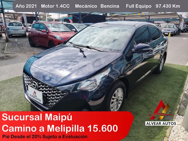 HYUNDAI ACCENT SEDAN 2021 - Transmisión Manual - Color negro