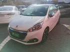 PEUGEOT 208 2019     - Transmisión Manual     - Color banco