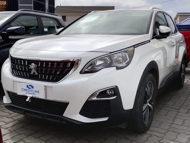 PEUGEOT 3008 2019     - Transmisión Manual     - Color Blanco
