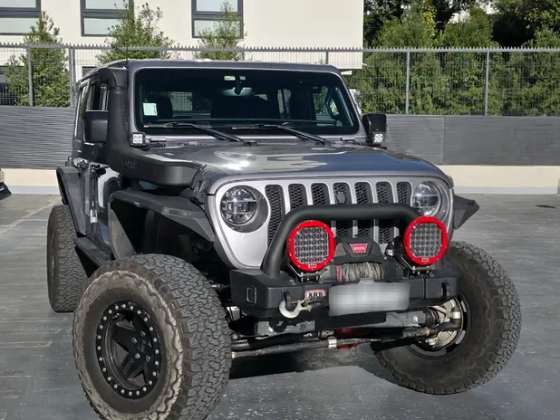 Jeep Wrangler 2020     - Transmisión Automático     - Color gray