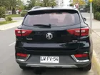 MG ZS 2020     - Transmisión Automático     - Color negro