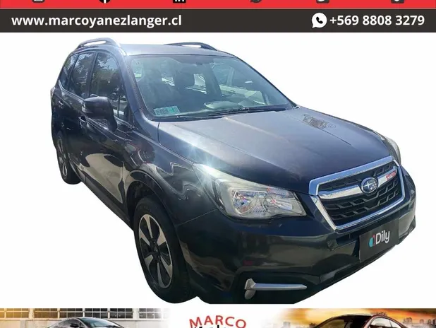 SUBARU FORESTER 2017     - Transmisión Automático     - Color gris
