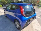 TOYOTA AYGO 2020 - Transmisión Manual - Color Azul