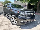 CHEVROLET SUBURBAN 2017 - Transmisión Automático - Color NEGRO METALICO
