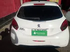 PEUGEOT 208 2019     - Transmisión Manual     - Color banco