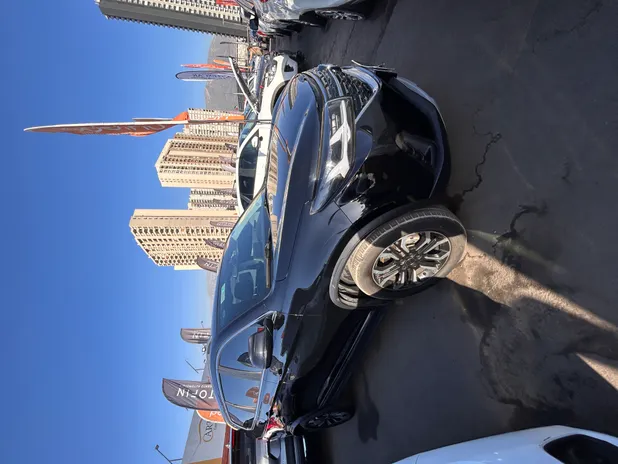 DFLM T5L 2023 - Transmisión Manual - Color Negro