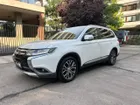 Mitsubishi Outlander 2016     - Transmisión Automático     - Color white