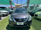 NISSAN VERSA 2018 - Transmisión Manual - Color GRIS
