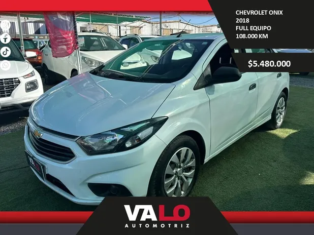 CHEVROLET ONIX 2018     - Transmisión Manual     - Color BLANCO