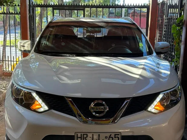 NISSAN QASHQAI 2016     - Transmisión Manual     - Color Blanco