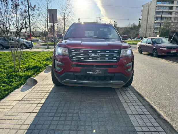 FORD EXPLORER LIMITED 2018 - Transmisión Automático - Color Rojo