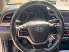 HYUNDAI ELANTRA F/L 1.6 GLS AC 2016     - Transmisión Manual     - Color BLANCO