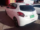 PEUGEOT 208 2019     - Transmisión Manual     - Color banco