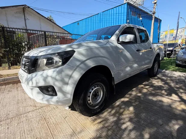 NISSAN NP300 NAVARA 2020 - Transmisión Manual - Color BLANCO